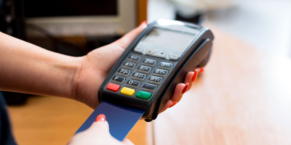 Comment configurer et utiliser le terminal de paiement par carte (TPV)?